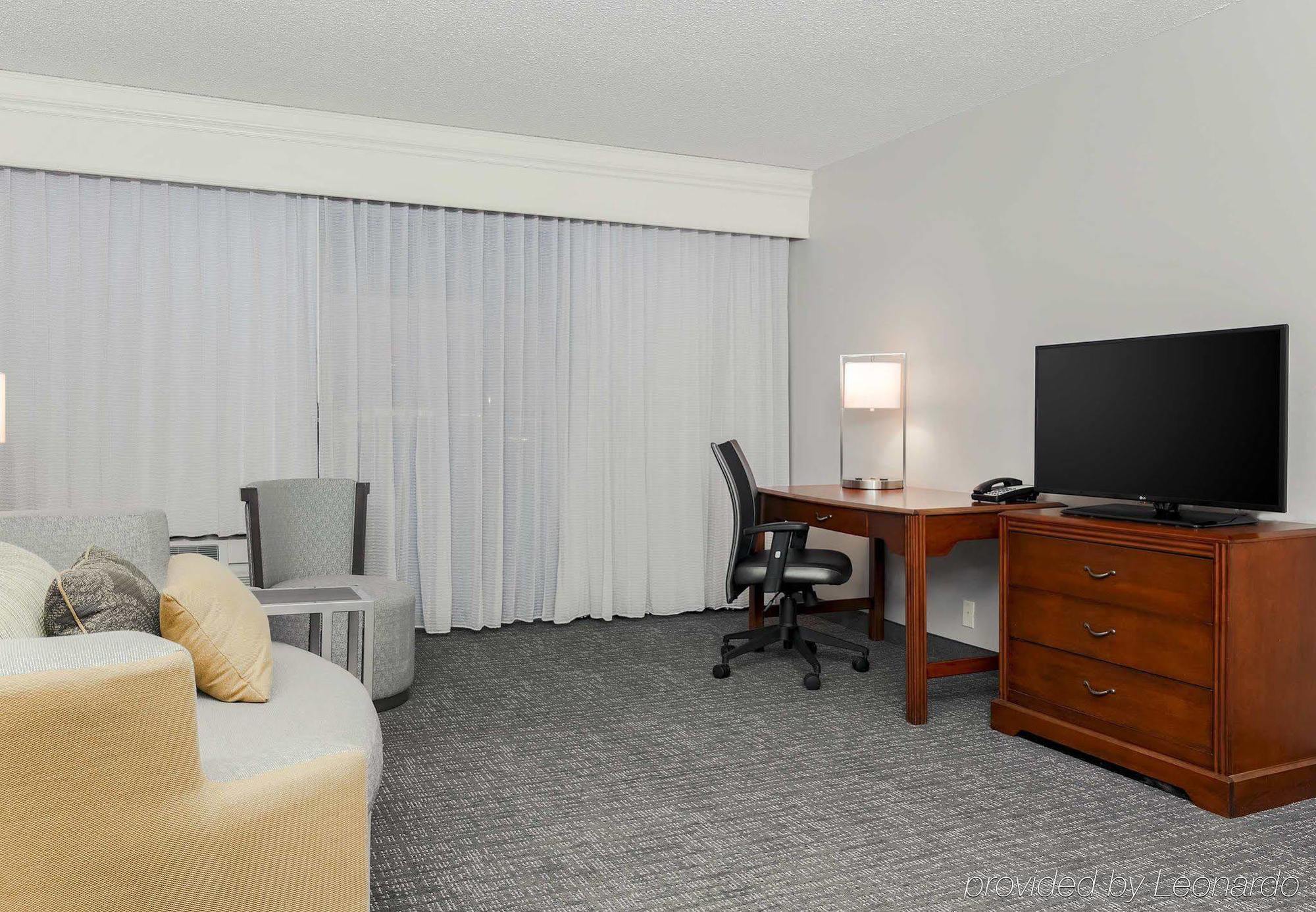 Radisson Hotel Houston Intercontinental Airport North Exterior photo